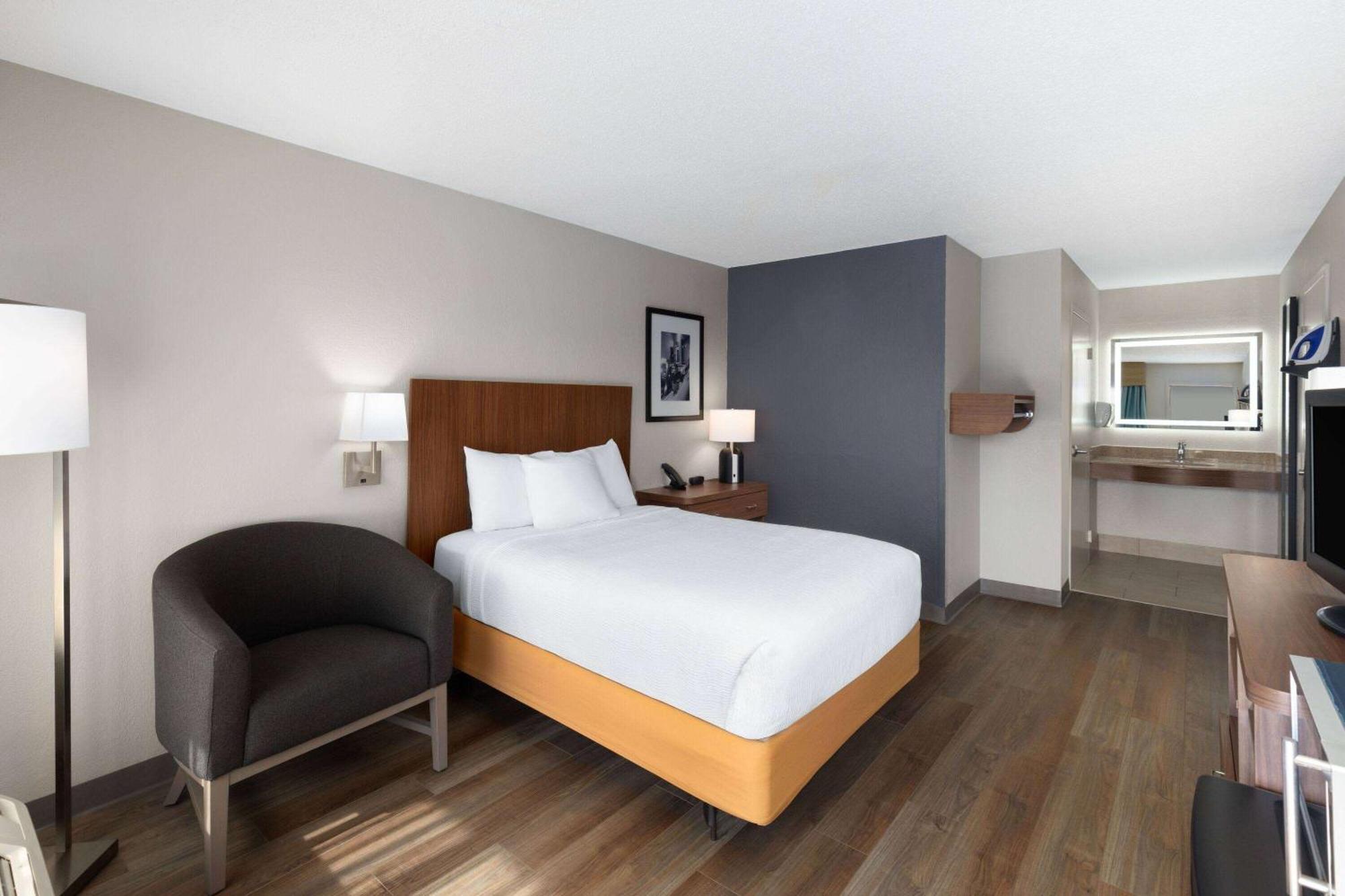 Baymont By Wyndham Nashville Airport Eksteriør bilde